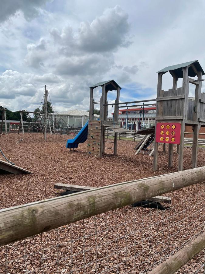 Parkdean Static Caravan On Cherry Tree Holiday Park 그레이트야머스 외부 사진